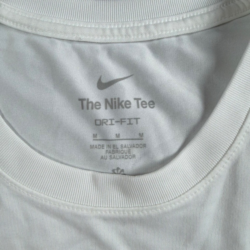 Nike Tampa Bay Buccaneers Dri-FIT White Graphic T-Shirt Mens Medium NWT sporty - Picture 4 of 11